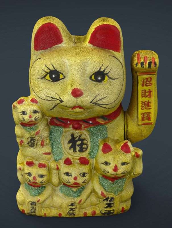 maneki neko real cat