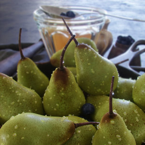 3D pears blueberries