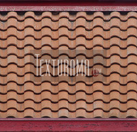 ROOF040.JPG