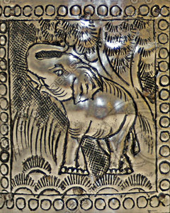 THAI ELEPHANT METAL PLATE SMALL