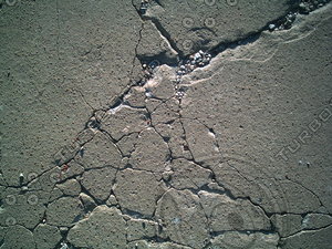 CONCRETE ON CRACK