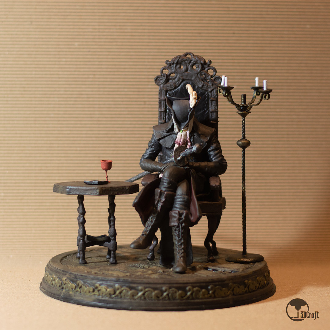 bloodborne lady maria vinyl figure